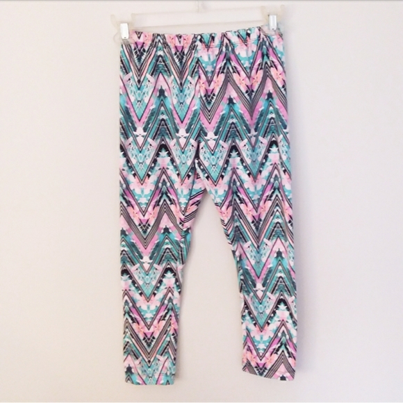 4/$20 No Boundaries Pink, Aqua & Black Leggings - Picture 6 of 7